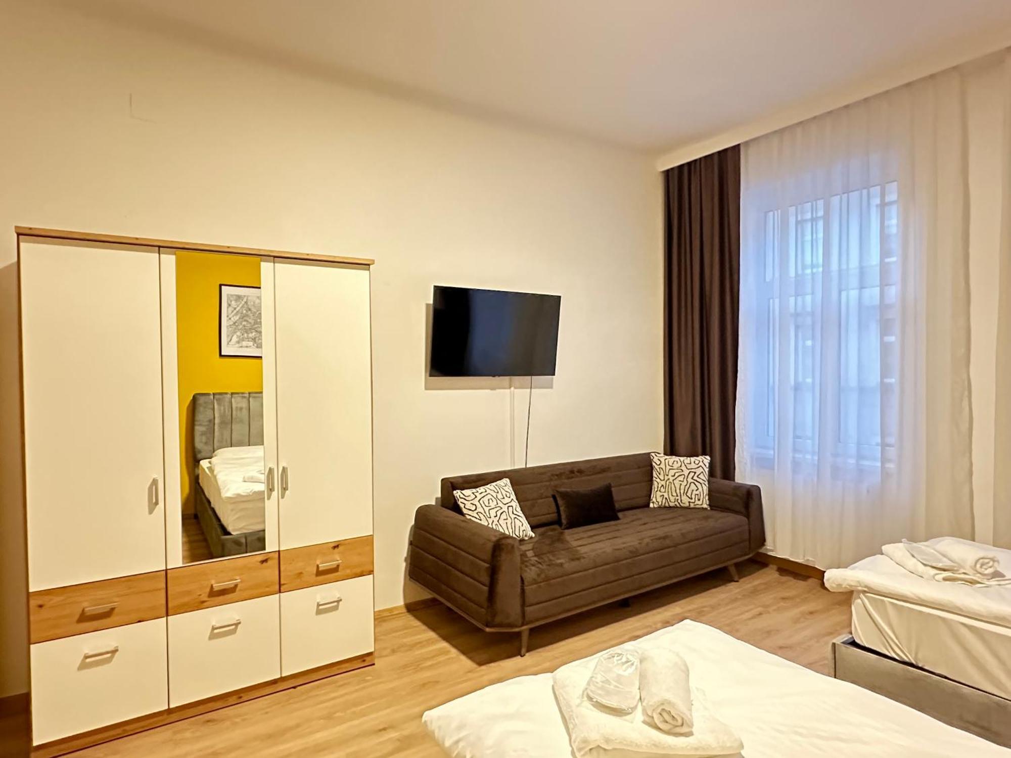 Hisa Apartments Виена Екстериор снимка