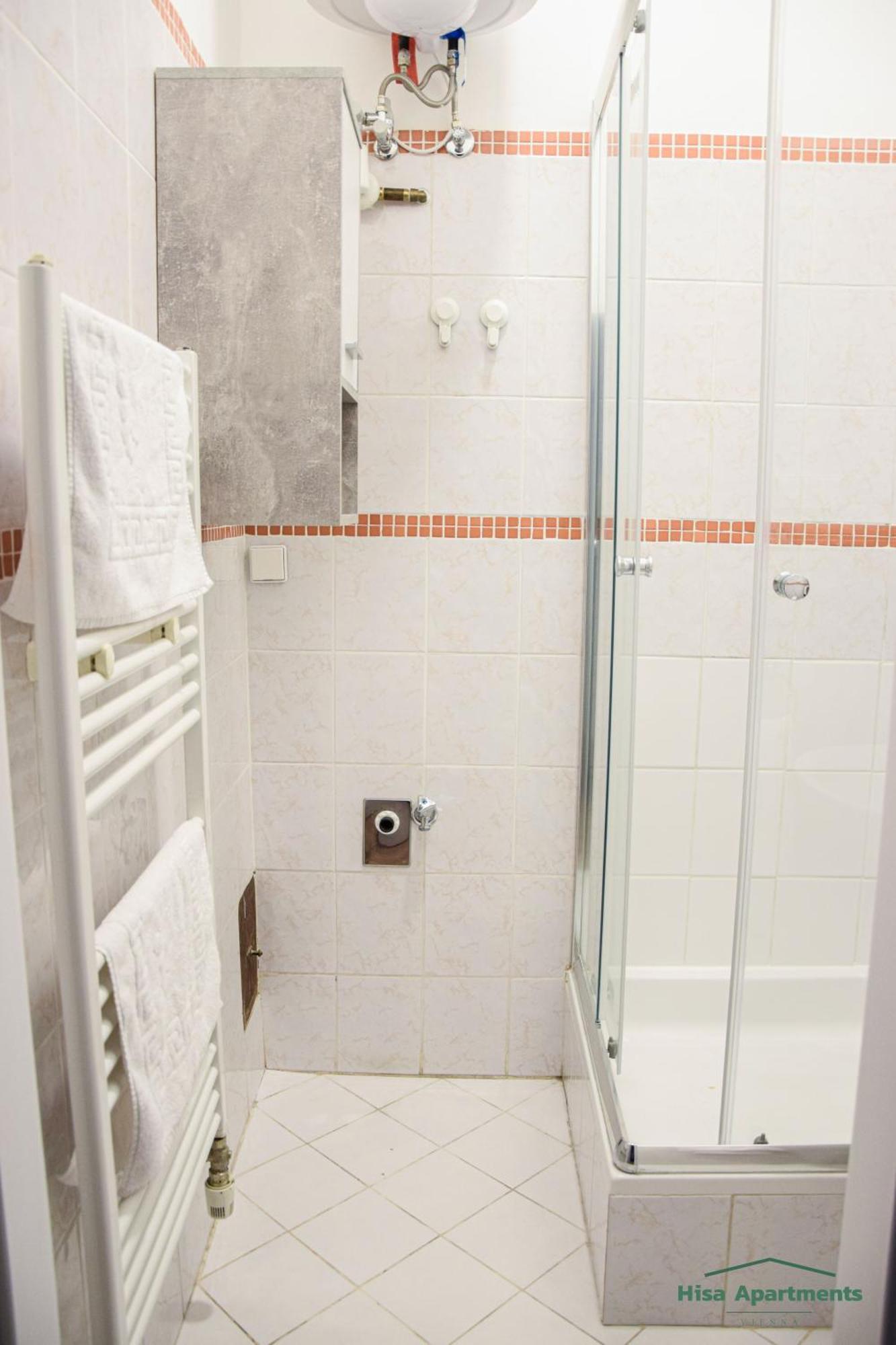 Hisa Apartments Виена Екстериор снимка